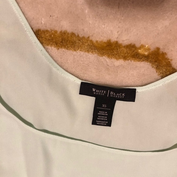 Beautiful mint Ann Taylor top - Picture 2 of 4